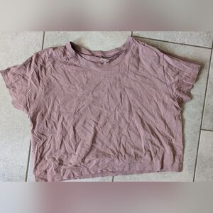 Athleta cropped body tee Large